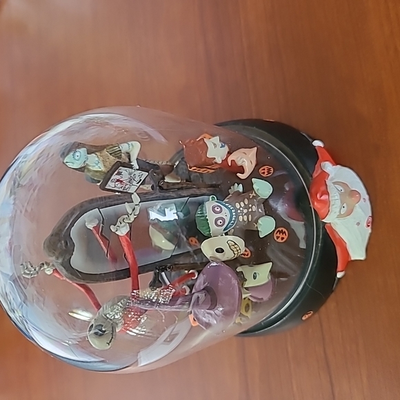 Nightmare Before Christmas Globe 2000 Dome Vignette - Picture 8 of 8